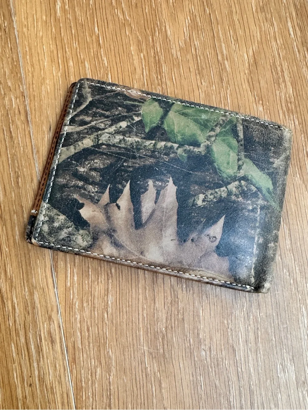 Zep Pro $68 Brown Camouflage Leather Bi-Fold Wallet 12 Gauge Concho Accent